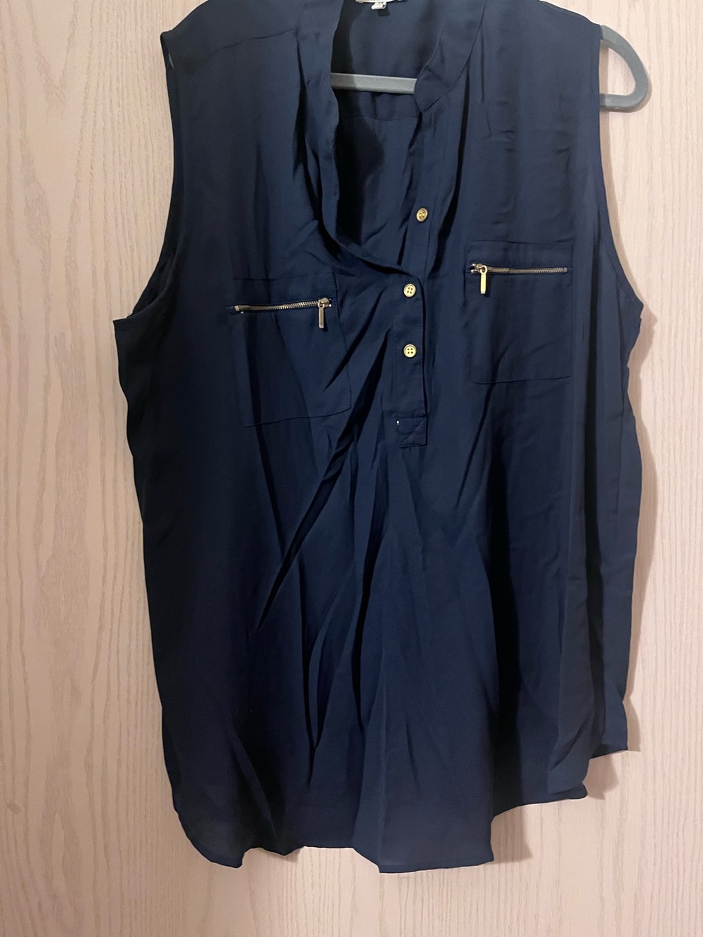MPV Sleeveless Navy Zip-Pocket Blouse